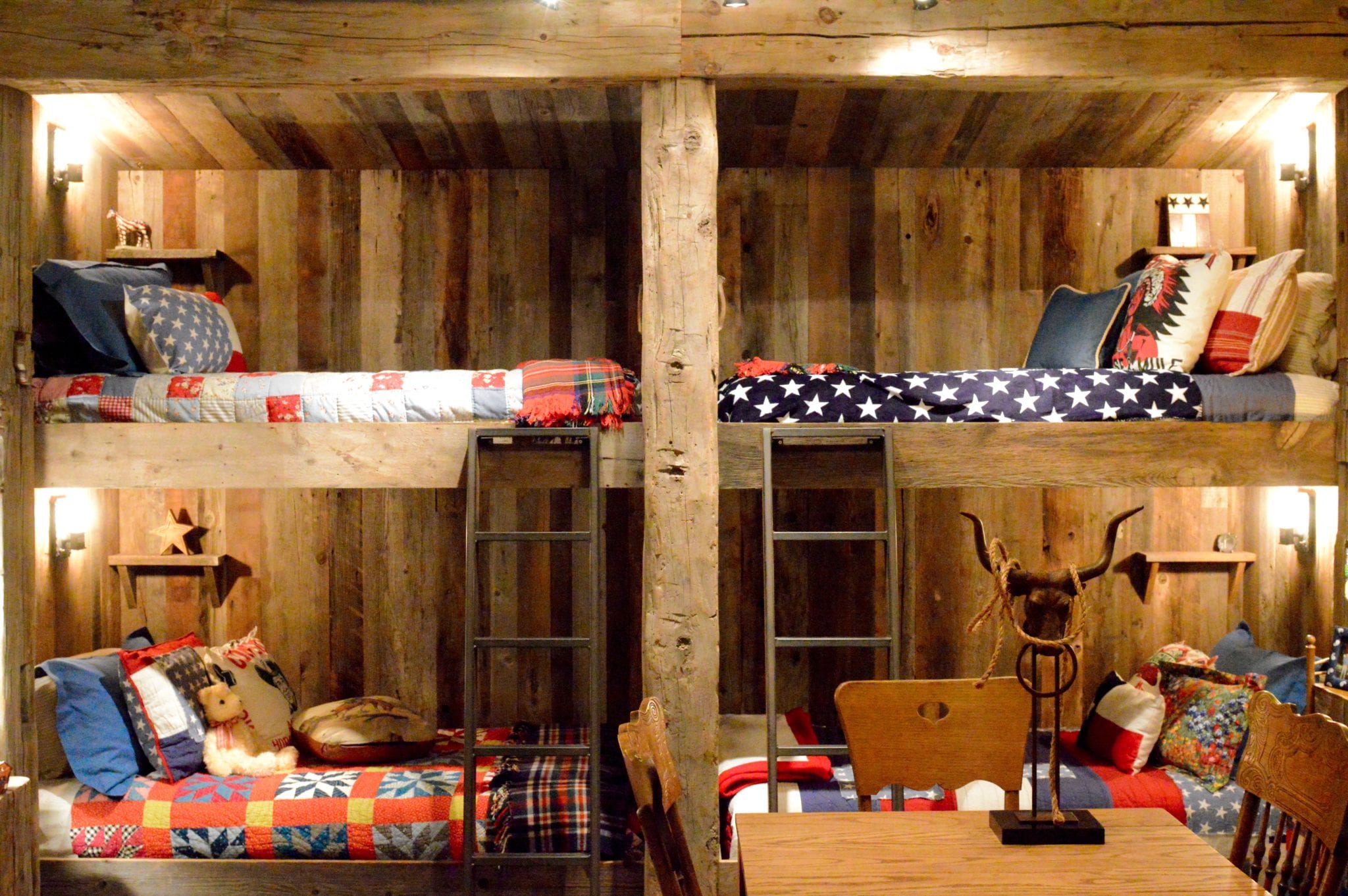 Decorating A Bunkroom Western Style, Western Style Bunk Beds