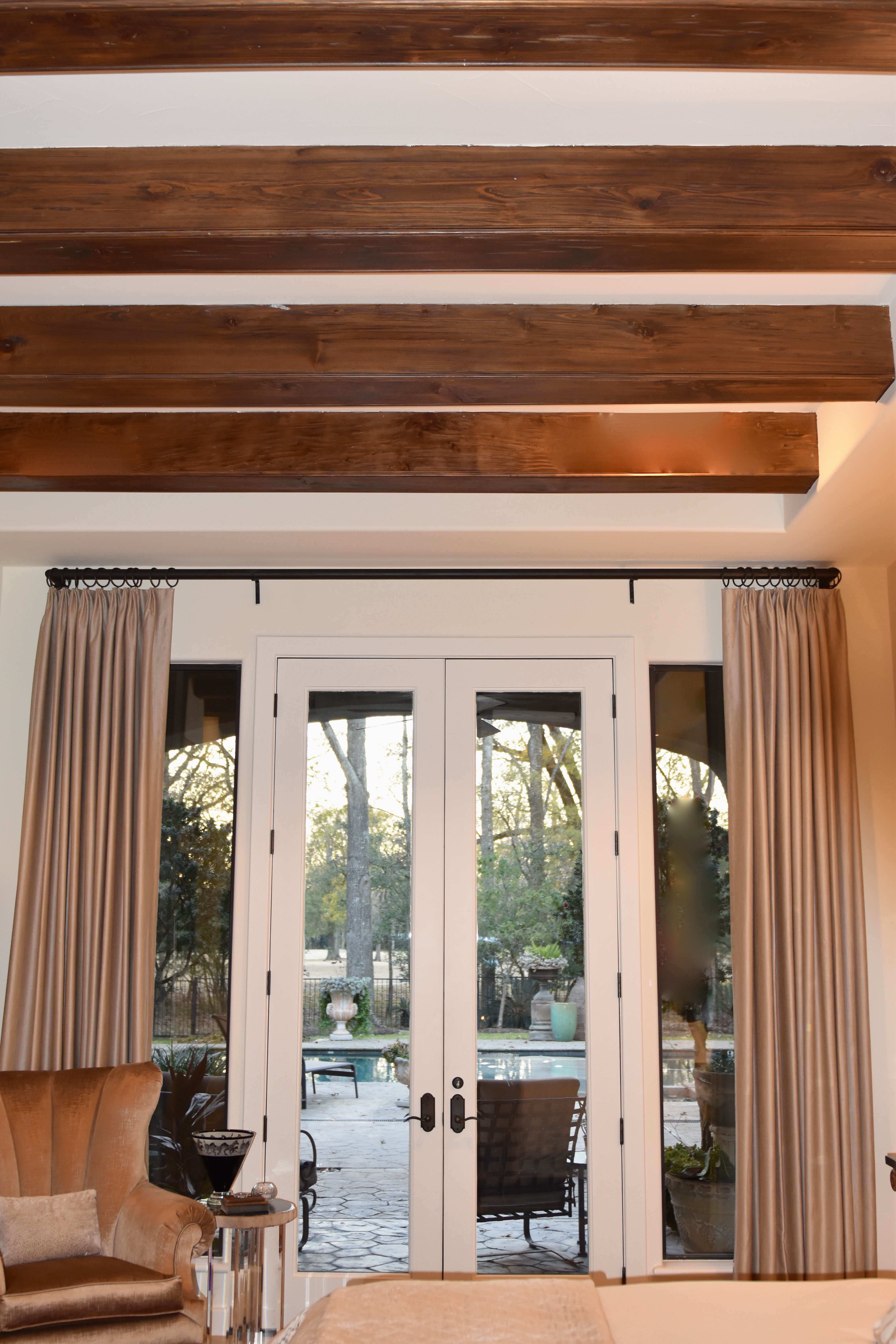 drapes, ceiling, wood beams, cypress beams