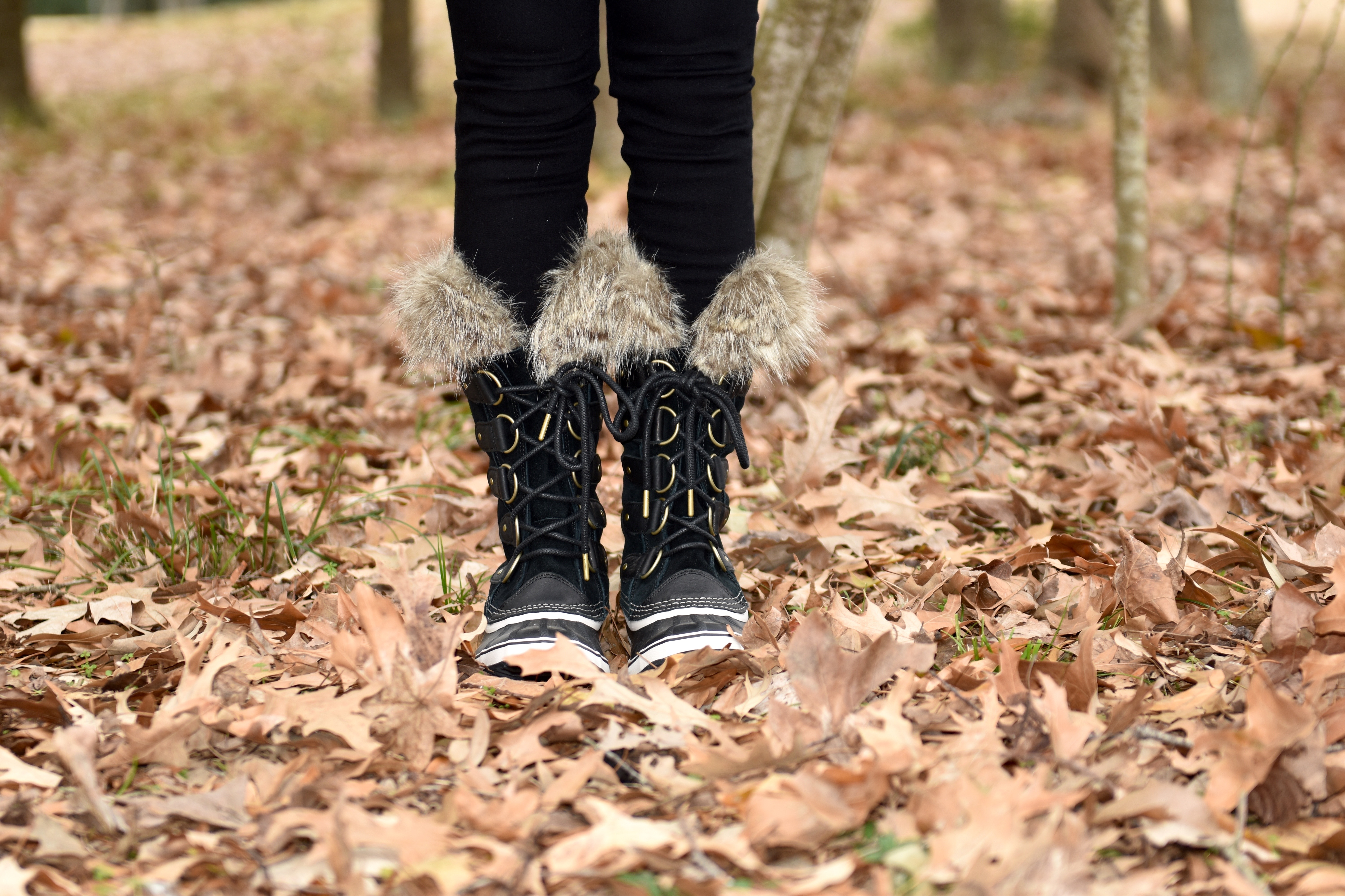 Best winter boots, Best Winter boots, suede boots, over the knee boots, furry boots, rain boots, fashion boots, top winter boot trends, favorite boots,