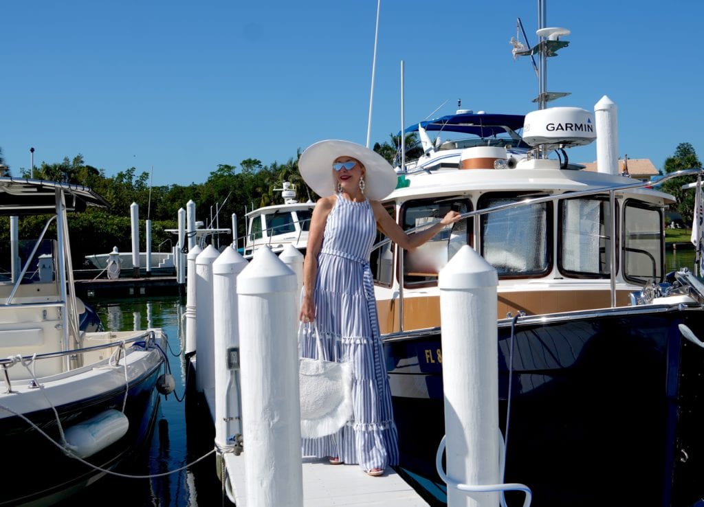 summer maxi dress, marina, boardwalk, big white hat.