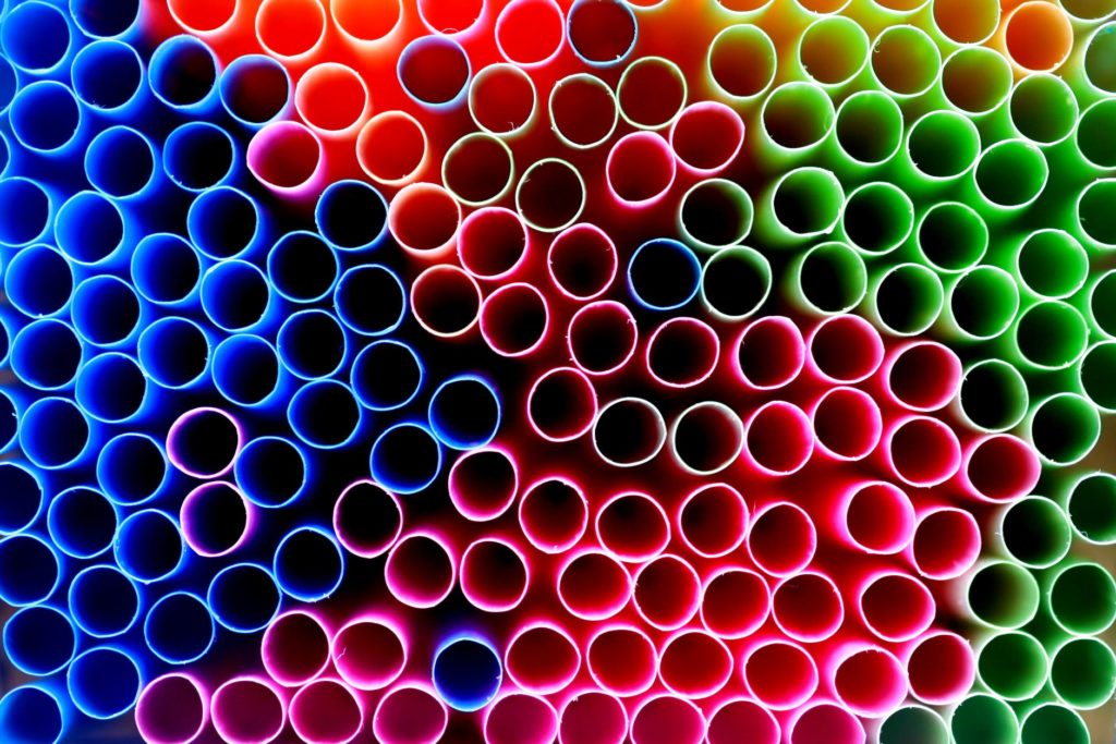 Plastic straws, metal straws, reusable bags, how to recycle, how to reuse, thrift shopping, recycling technology, how to be more environmentally friendly, how to be eco-friendly, easy ways to recycle, easy ways to reuse, 