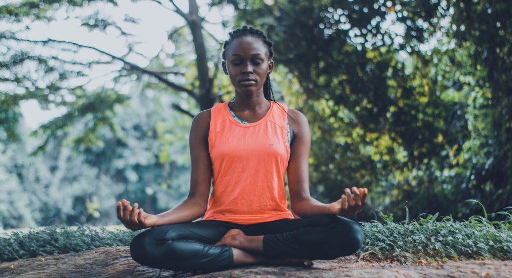 Meditating with noise online cancelling headphones