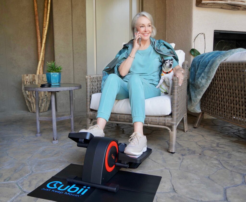 SHEREE FREDE OUTSIDE SITTING USING CUBII