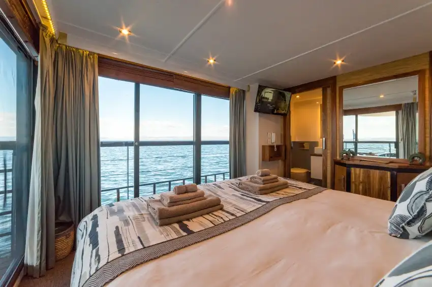 African Dream ship cabin
